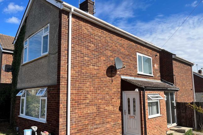 Thumbnail Flat to rent in Duncombe Drive, Dunstable
