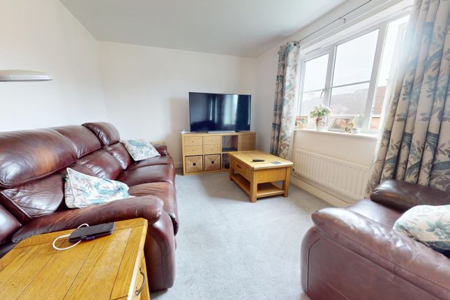 8, Fleming Walk, Pontypridd photo 2