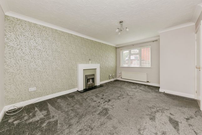 3, Stirling Close, Winsford photo 4