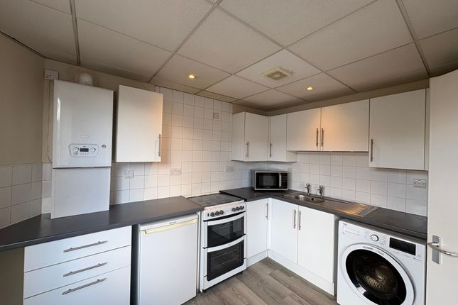 Flat A, 23, Queen Street, Ipswich photo 5