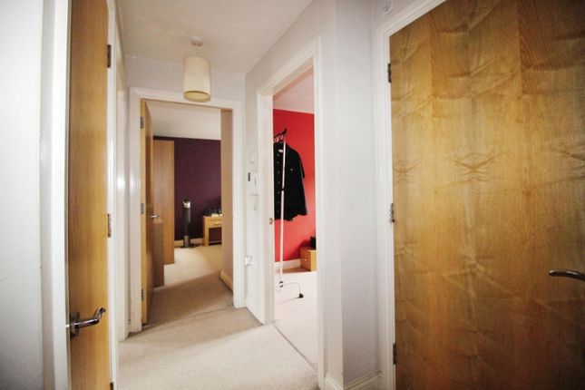 10, Elmfield Court, Back Lane, Bramley photo 5