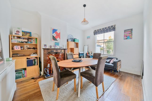 56, Mayhill Road, London photo 3
