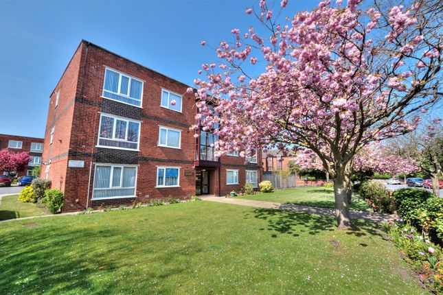 Flat for sale in Merrilocks Road, Crosby, Liverpool