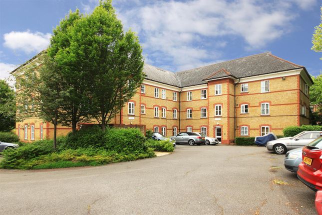 Thumbnail Flat to rent in Beveridge Court, Pennington Drive, London