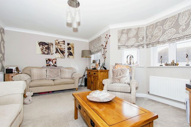 Town house for sale in Merevale Way, Yeovil