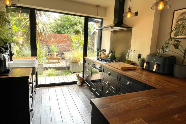 24, Lynton Road, Burnham-On-Sea photo 3