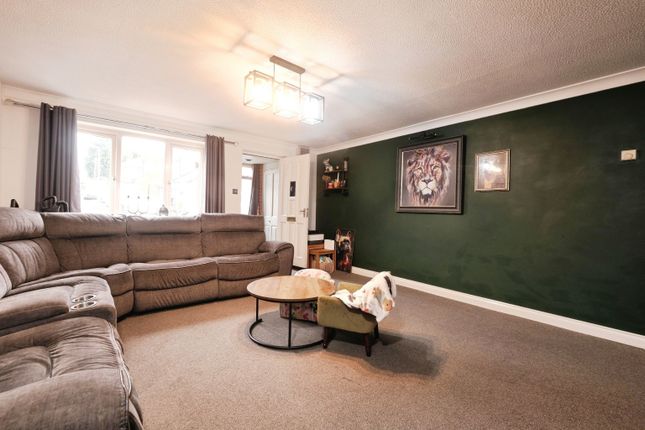 50, South Bank, Hereford photo 4