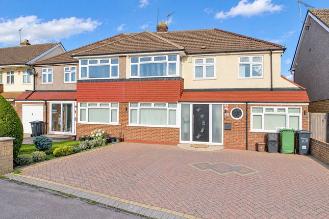 4-bed semi-detached on Newgatestreet Road, Goffs Oak, £729,995