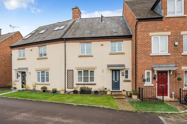 Terraced house for sale in Swindon, Wiltshire