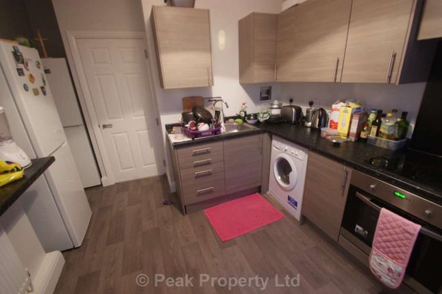 Room 2, North Avenue, Southend On Sea photo 4