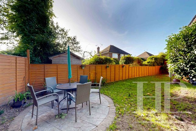 26 Southwick Close, East Grinstead photo 4