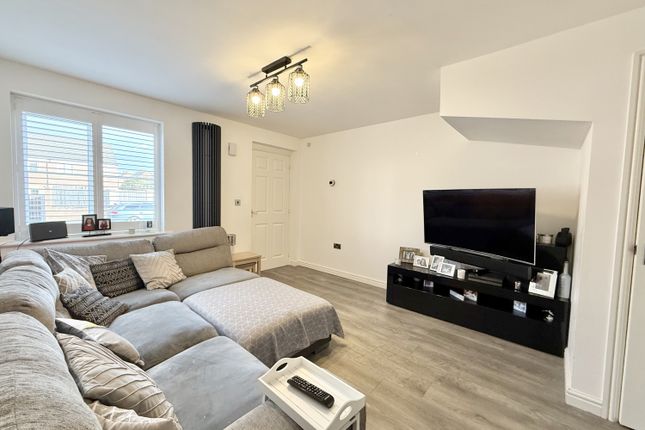 78, Woodham Drive, Sunderland photo 4