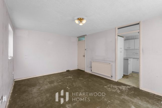 25 Watersplash Court, Thamesdale, St. Albans photo 3