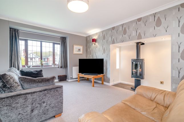 2, Tregarn Close, Langstone photo 3