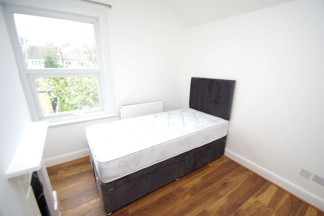 Whippendell Road, Watford photo 2