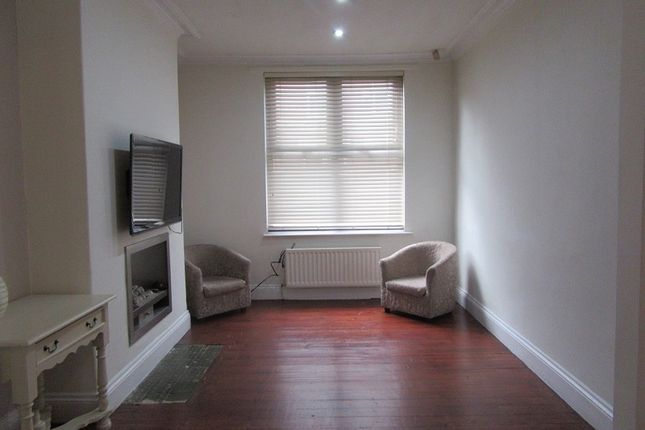 22, Beever Street, Manchester photo 2