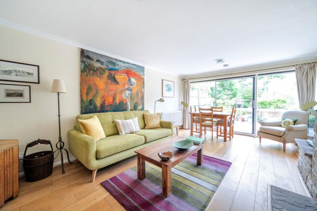 19, Upper Tynings, Stroud photo 2
