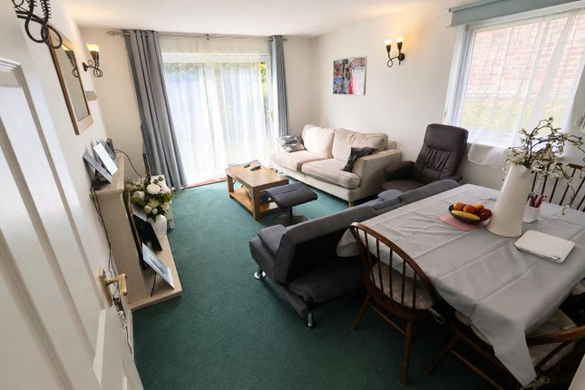 Flat 6, Leighstone Court, Victoria Road, Chester photo 4