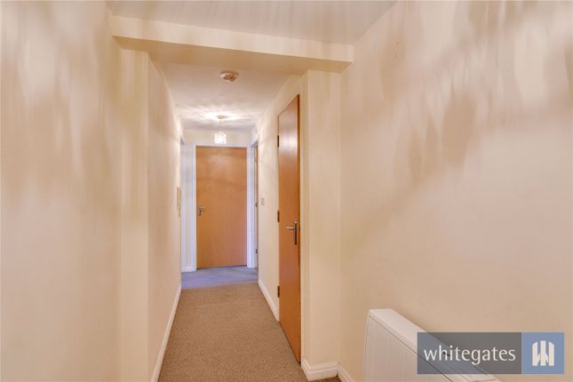 28, Woodholme Court, Merseyside photo 2