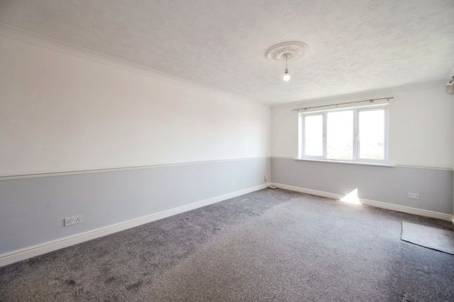 Flat for sale in Anchor Court, 80 Southwood Road, Hayling Island, Hampshire