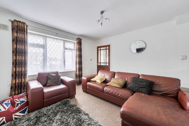 7, Naseby Close, Nottingham photo 3