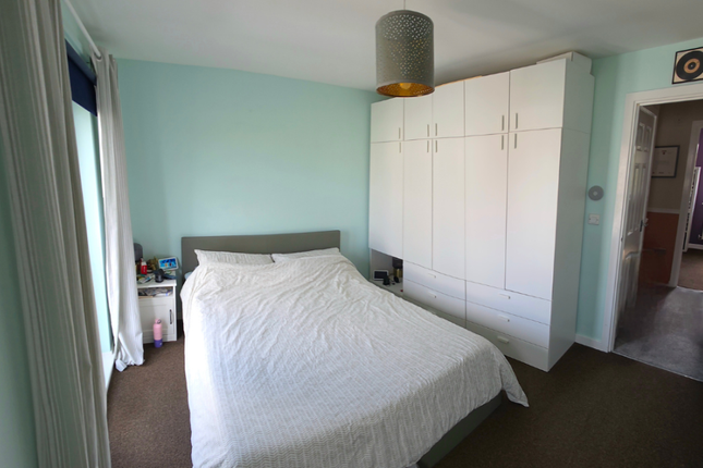 78, Sherbourne Drive photo 3
