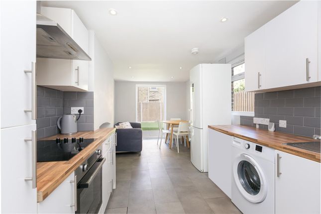Thumbnail Terraced house to rent in Elcot Avenue, London