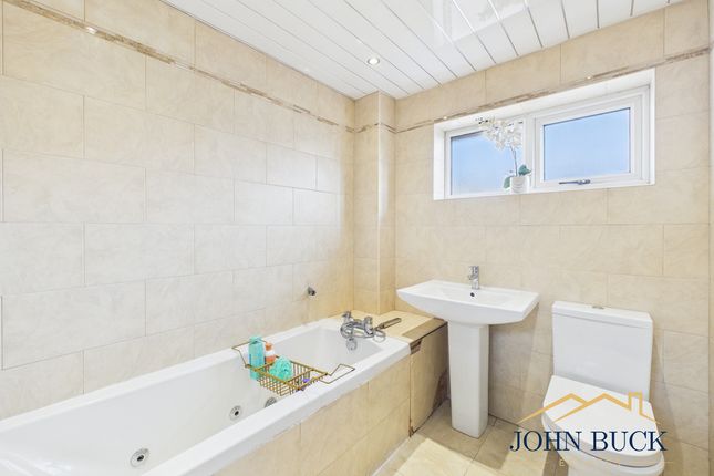 84, Barrington Drive Glebe, Washington photo 3
