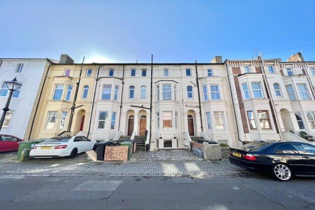 Thumbnail Flat to rent in Nelson Road, Southsea