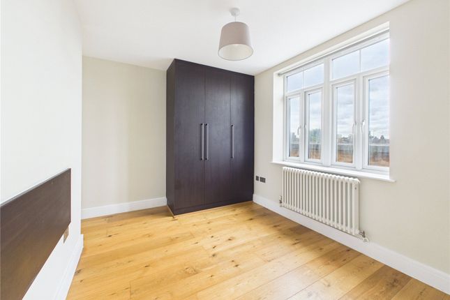 18, Met House, 215, Francis Road, London photo 5
