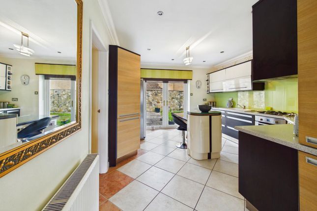 49, Ferrybridge Road, Pontefract photo 3