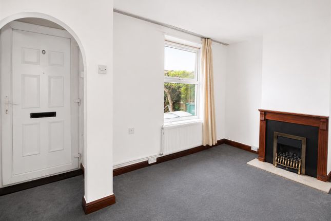 140, Titchfield Road, Carshalton photo 2
