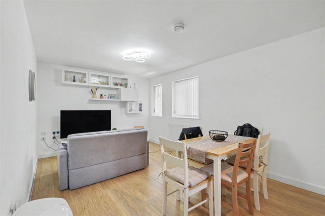 Apartment 8, The Feathers Tavern, 5 Church Street, Nottingham photo 4