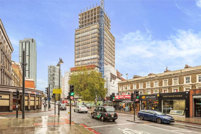 Flat for sale in City Road, Hoxton