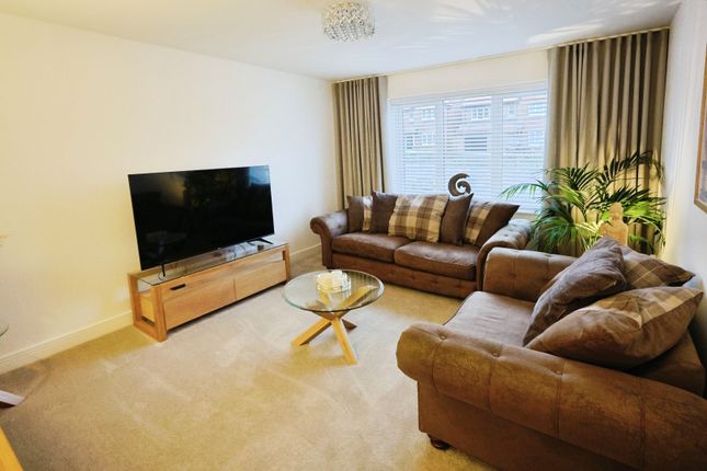 80, Wheatley Close, Durham photo 3