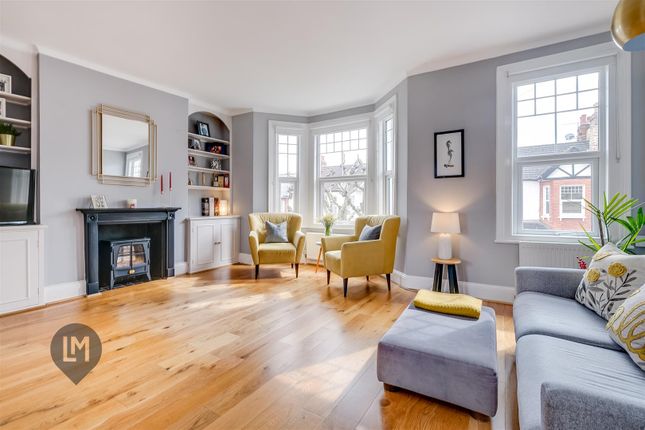 Flat for sale in Pirbright Road, London