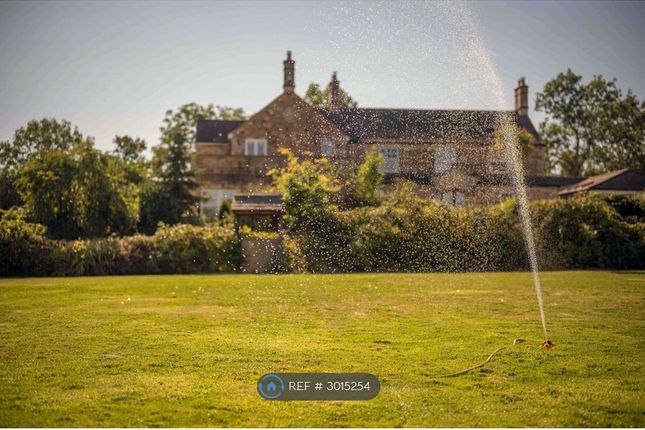 Green Lane, Isham, Kettering photo 5