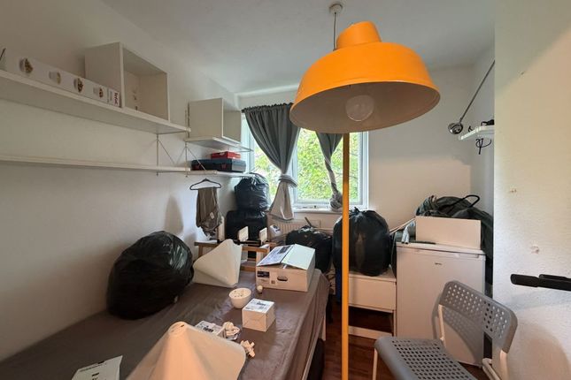 Flat 6 Courier House, Ewen Crescent, Tulse Hill, London, SW2 2PN photo 4