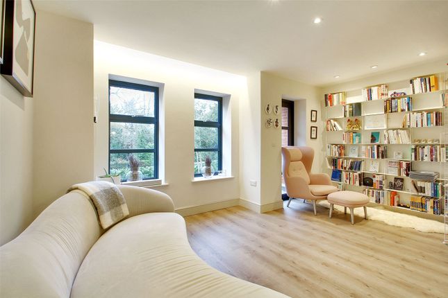 16A,, St. Botolphs Road, Kent photo 3