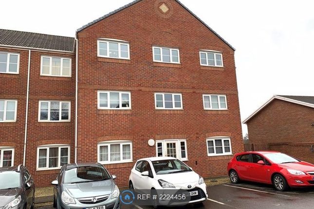 Thumbnail Flat to rent in Blenheim Drive, Wednesbury