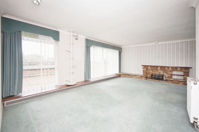 Flat for sale in Riverside Drive, Solihull