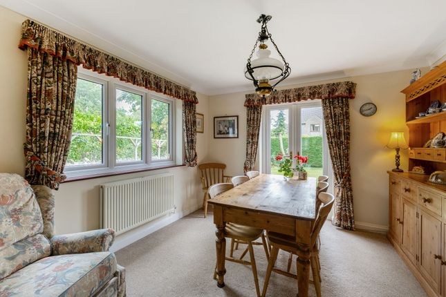 10, Tormarton Road, Marshfield photo 4
