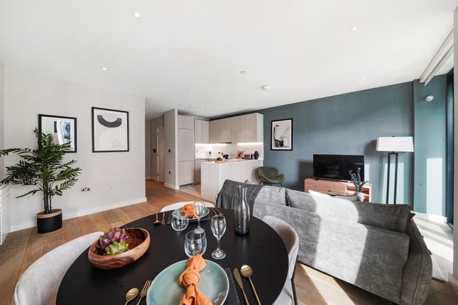Thumbnail Flat to rent in Exhibition Way, Wembley