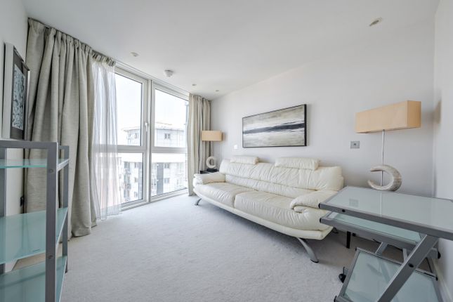 Flat 51, 1, Gunwharf Quays, Hampshire photo 4