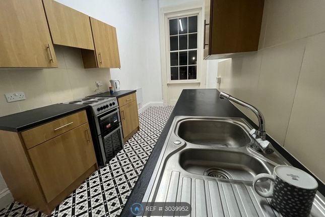 Flat, High Street, Horncastle photo 4