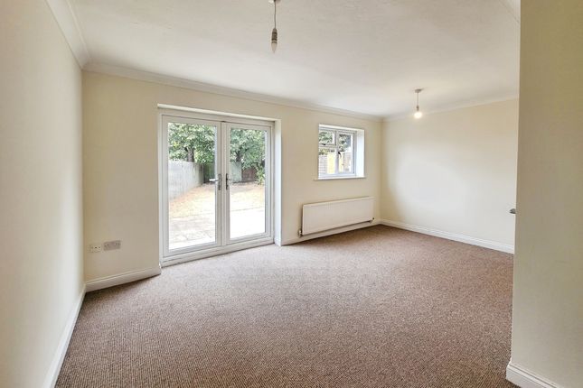 9 Everdon Close, Rugby photo 3