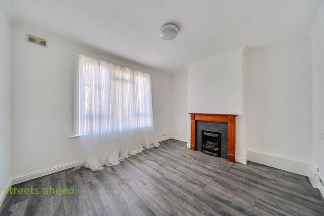 67, Stanley Road, Croydon photo 2