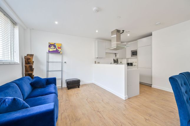 Danson Mews, LONDON, SE17, Elephant and Castle photo 4