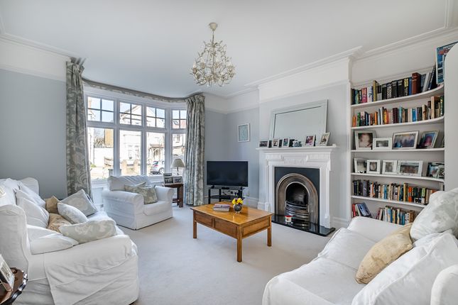 58, King Edwards Grove, Teddington photo 2