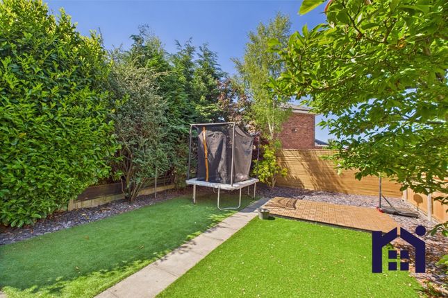 70 Westhead Road, Leyland photo 4